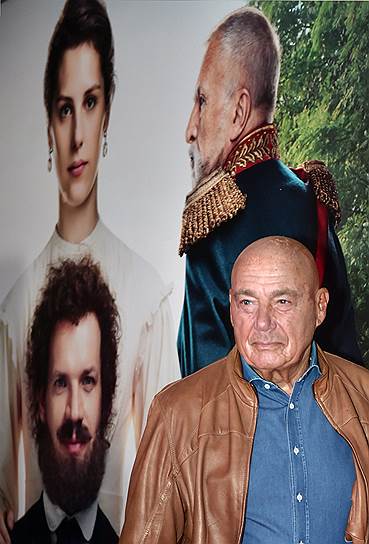 Телеведущий Владимир Познер на премьере фильма режиссера Авдотьи Смирновой «История одного назначения» в кинотеатре «КАРО 11 Октябрь»