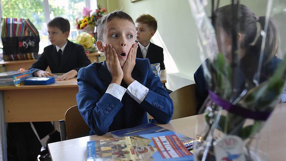 Успеваемость детей в одной из школ Челябинской области напрямую зависит от покупки ими учебных тетрадей