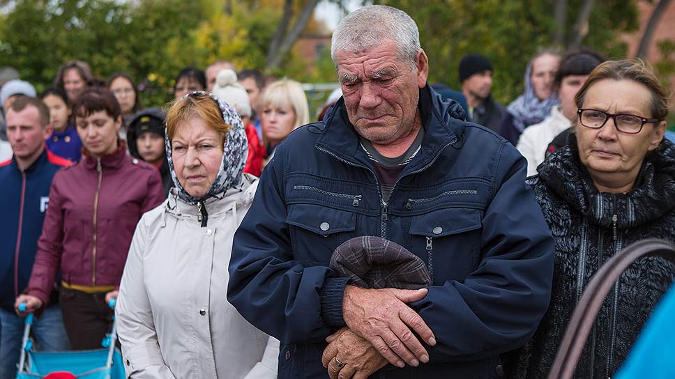 Корреспондент “Ъ” узнала, как в Кемерово прожили полгода после пожара в «Зимней вишне»