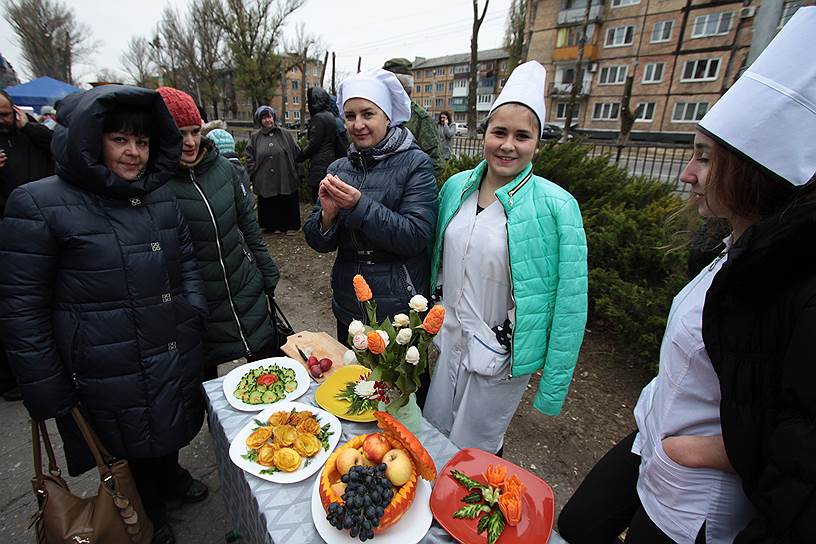 Народные гуляния в Макеевке на выборах главы ДНР