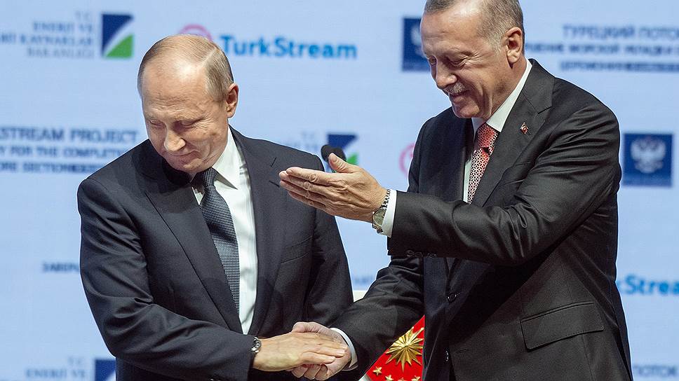 Как «Газпром» завершил укладку морской части обеих ниток «Турецкого потока»