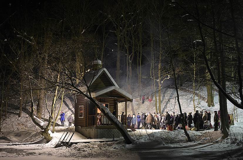 Крещенские купания в поселке Сенницы