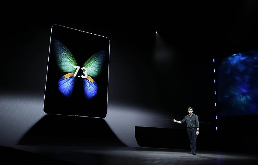 20 февраля. Samsung &lt;a href=&quot;https://www.kommersant.ru/doc/3890349&quot;>представила&lt;/a> новый смартфон Galaxy Fold, а также линейку флагманских S10