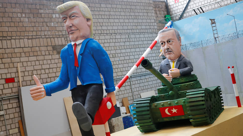 Как Турция развернулась за помощью к НАТО против России