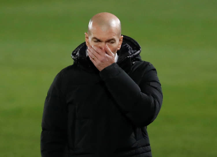 22 января пресс-служба мадридского «Реала» сообщила, что главный тренер команды Зинедин Зидан заразился коронавирусом 