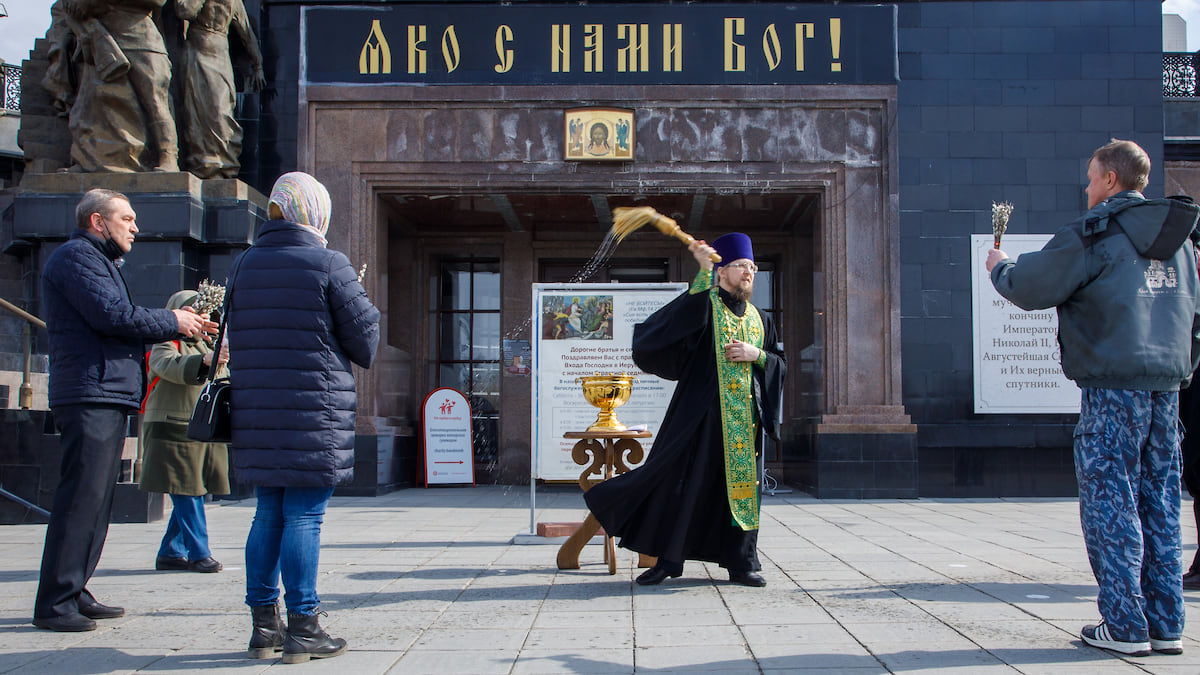 «Потом будете проклинать меня за гробы своих близких» - Коммерсантъ