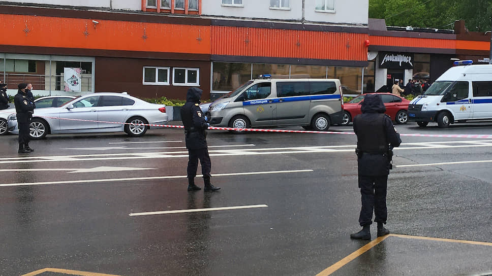 Захват заложников в отделении банка в центре Москвы