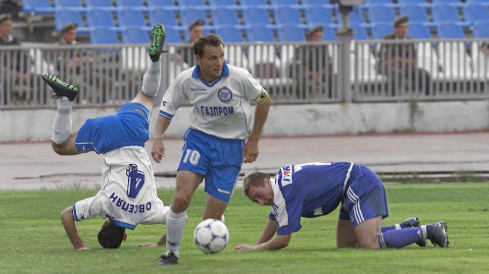 В 1999 году команда завоевала Кубок России — первый трофей в новейшей истории клуба. С этой победы началось возвращение «Зенита» в число лидеров российского футбола. В 2001 и 2003 годах были выиграны медали чемпионата страны (бронза и серебро), также в 2003-м — Кубок премьер-лиги