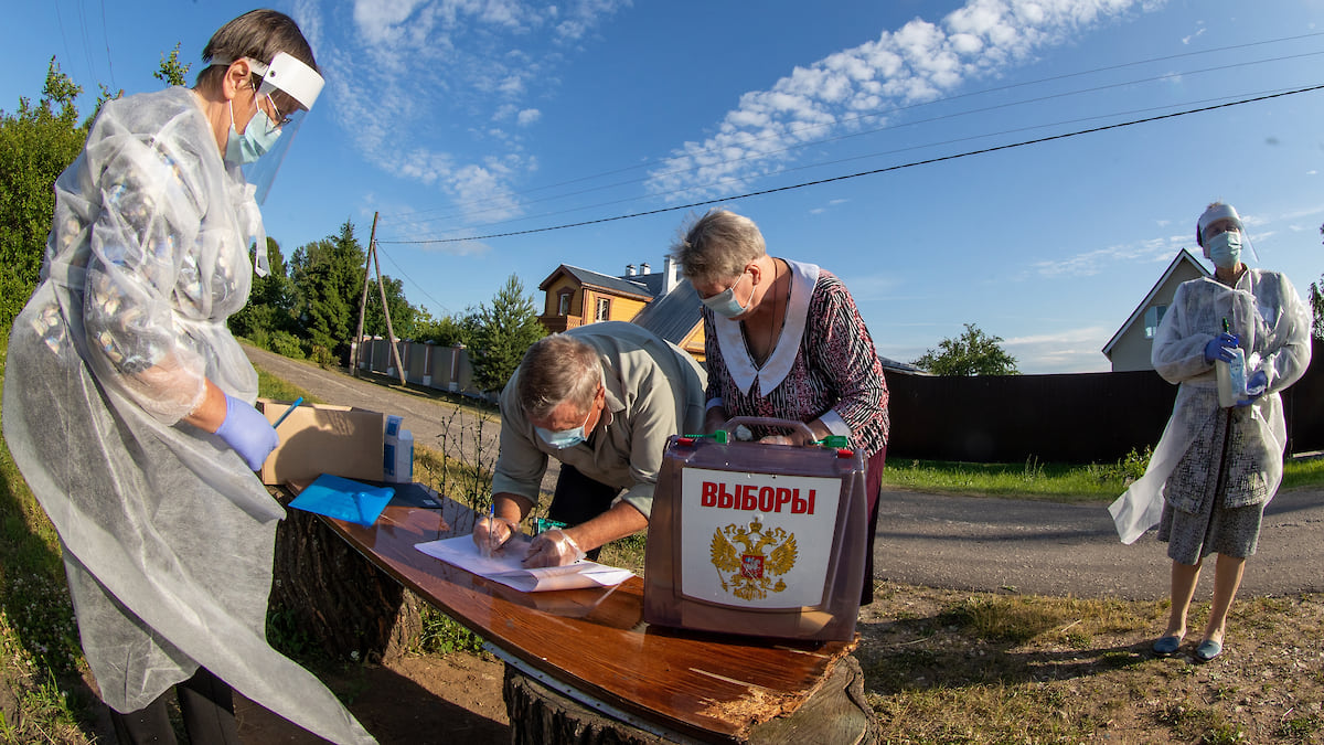 Кисонька, я все равно ничего не вижу» - Коммерсантъ