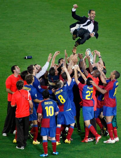 В сезоне 2007/08 клуб под его руководством выиграл турнир и получил возможность побороться за выход во второй дивизион. Благодаря успехам, в 2008 году Гвардиола сменил на посту главного тренера «Барселоны» Франка Райкаарда 