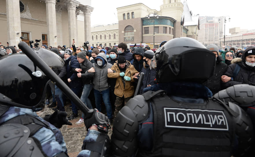 Акция протеста на Комсомольской площади в Москве