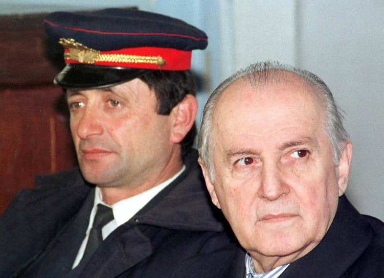 Рамиз Алия считался претендентом на роль «албанского Горбачева», но с ролью не справился