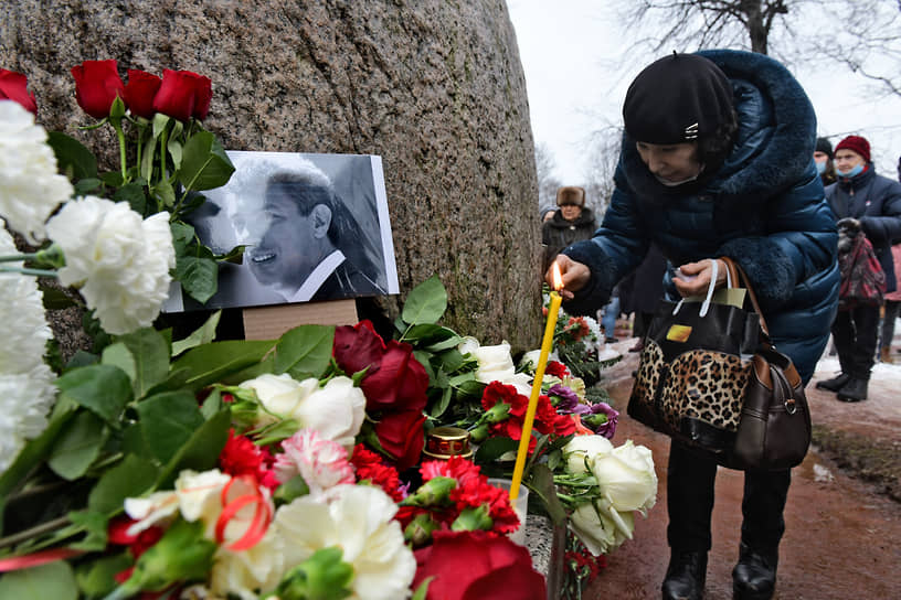 Акция памяти Бориса Немцова в Санкт-Петербурге