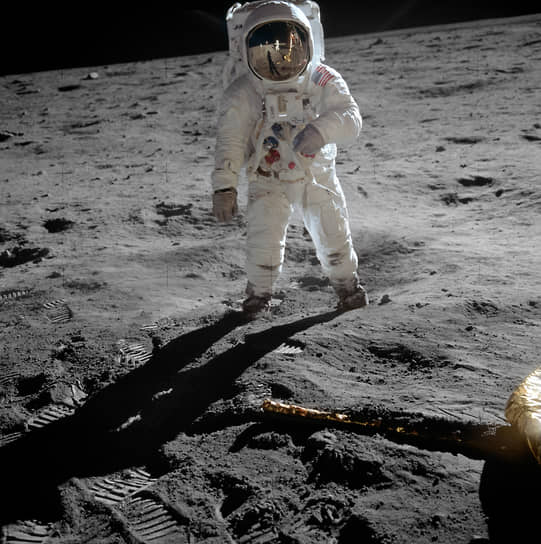 Американский астронавт Олдрин Базз на Луне, 1969-й год