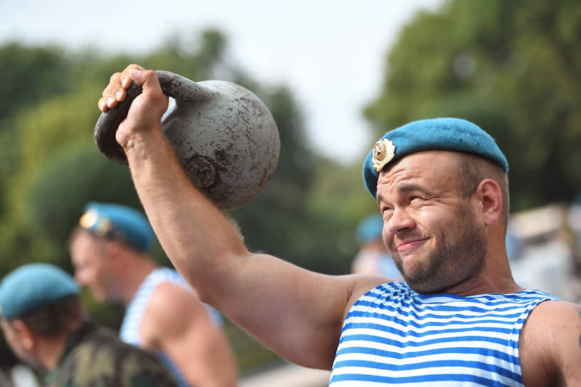 Празднование Дня ВДВ в Парке Горького