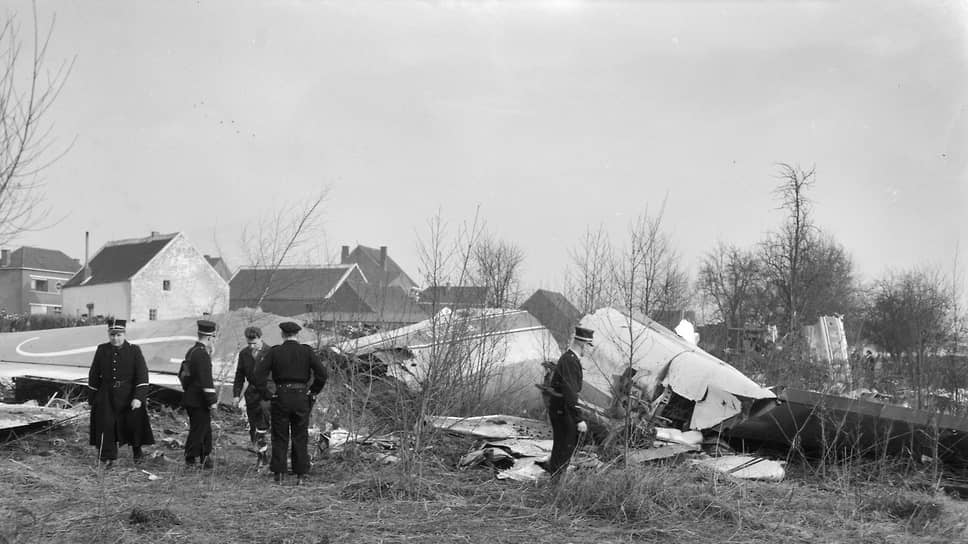 В феврале 1961 года Boeing 707-329  авиакомпании Sabena, летевший из Нью-Йорка в Брюссель, разбился при посадке. В катастрофе погибли 73 человека, в том числе все 18 участников сборной США по фигурному катанию. Они летели в Прагу на чемпионат мира. Соревнования в итоге отменили в знак уважения к погибшим