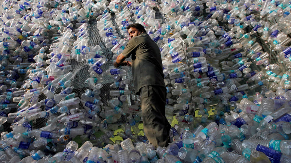 Как Индия строит дороги из пластикового мусора