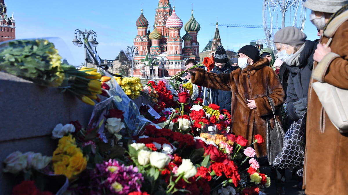 Мемориальные мероприятия стали заложниками оперативной обстановки -  Коммерсантъ