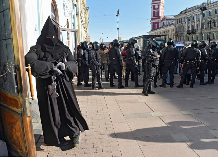 Санкт-Петербург. Несогласованная акция на Невском проспекте