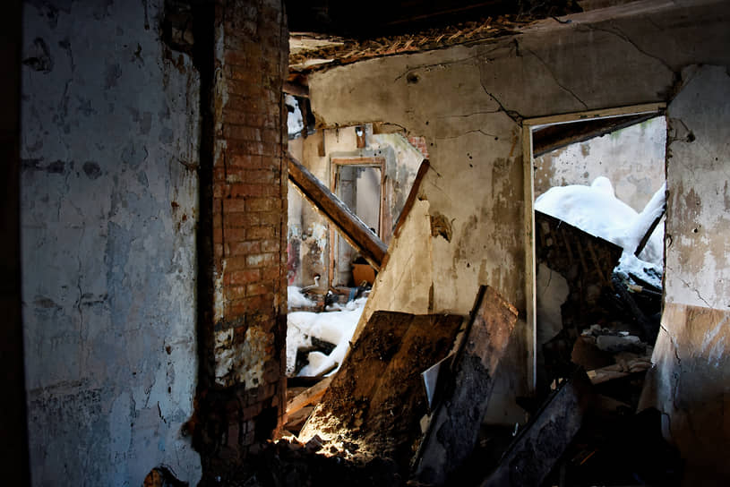 Интерьер дома сильно пострадал после пожара