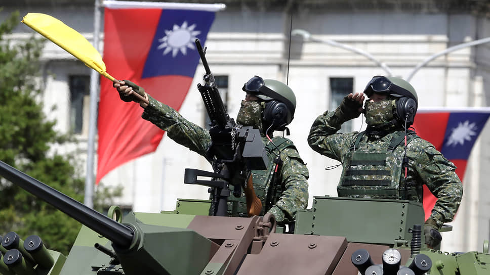 Как США и Китай оказались в полушаге от конфликта из-за Тайваня