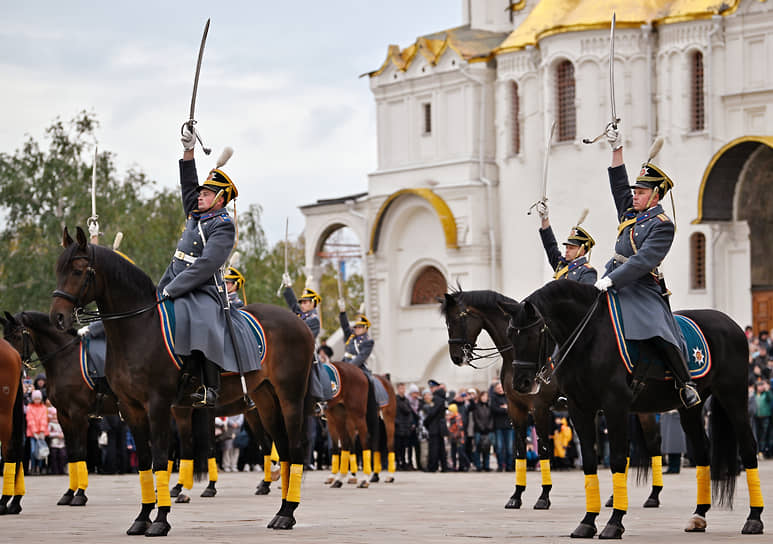 Развод конного караула