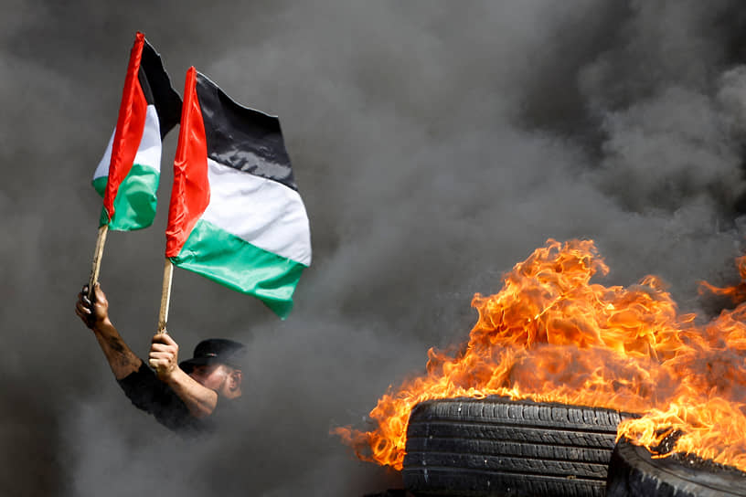 Участник палестинской акции протеста в Секторе Газа