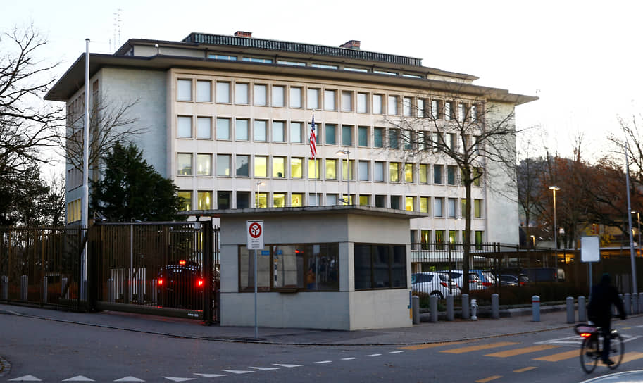 Посольство США в Берне, где Бреге впервые встретился с представителем ЦРУ