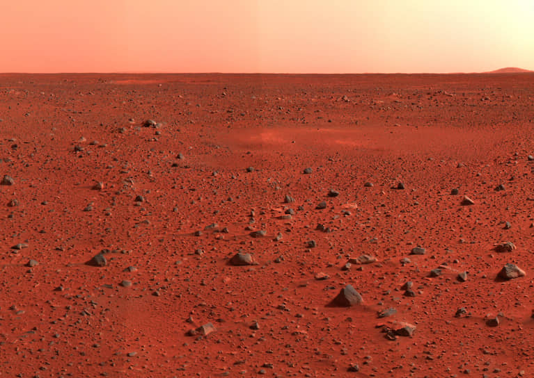 Место посадки марсохода Spirit вблизи кратера Гусева. Он запущен в июне 2003 года по программе Mars Exploration Rover