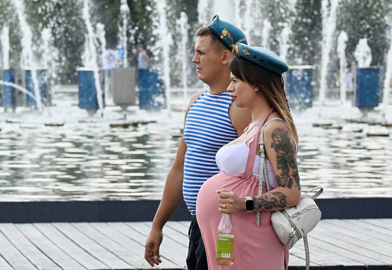 Бывший десантник в московском Парке Горького