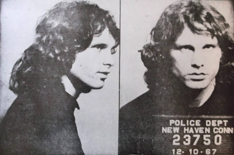 Магшот солиста группы The Doors Джима Моррисона, сделанный вскоре после ареста прямо на сцене. Концерт состоялся, хоть и не до конца, 9 декабря 1967 года, но снимок сделан уже 10 декабря