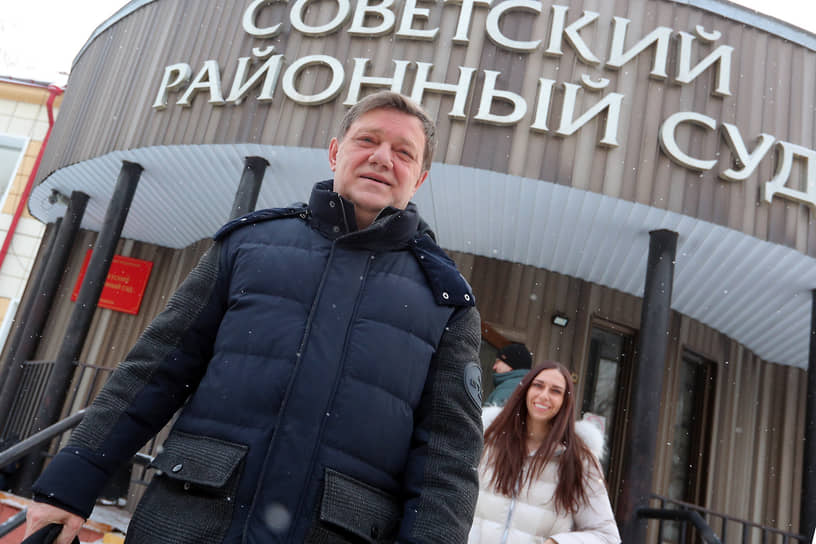 Бывший мэр Томска Иван Кляйн после заседания суда (29 января 2024 года)