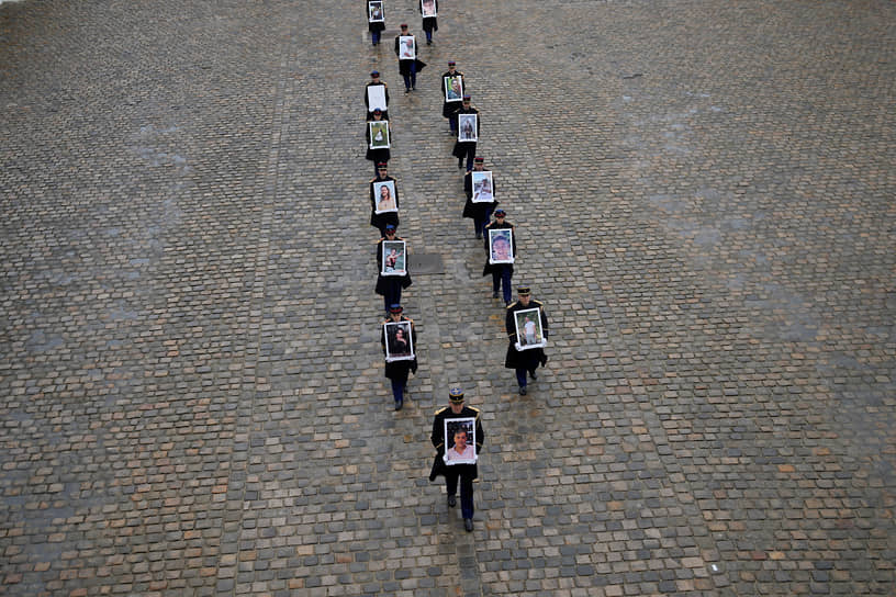 Париж. Траурная церемония в память о гражданах Франции, погибших во время нападения «Хамас» на Израиль 