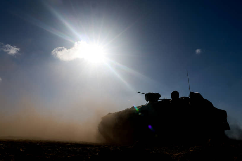 Израиль. Израильский танк у границы с сектором Газа
