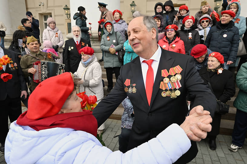 Празднование Дня Победы на Манежной площади в Москве