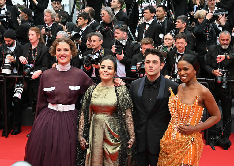 Слева направо: актриса Вики Крипс, режиссер Асма Эль Мудир, актер Ксавье Долан и режиссер Маймуна Дукуре