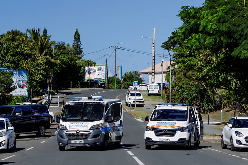 Сейчас в Новой Каледонии действует режим чрезвычайной ситуации