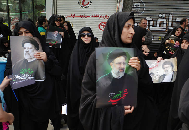 Церемонии прощания с президентом Ирана Эбрахимом Раиси состоялись в разных частях страны и продолжались несколько дней