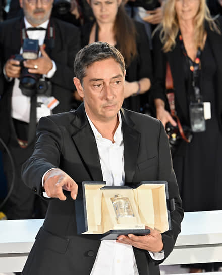 Португальский режиссер Мигел Гомеш получил награду за лучшую режиссуру за фильм «Большое путешествие»