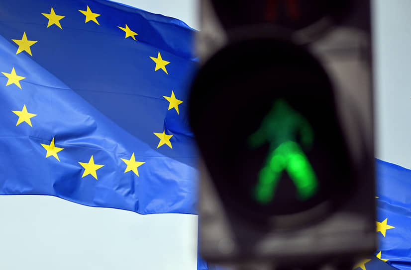 7 июня Еврокомиссия рекомендовала Совету ЕС начать переговоры о членстве с Украиной и Молдавией