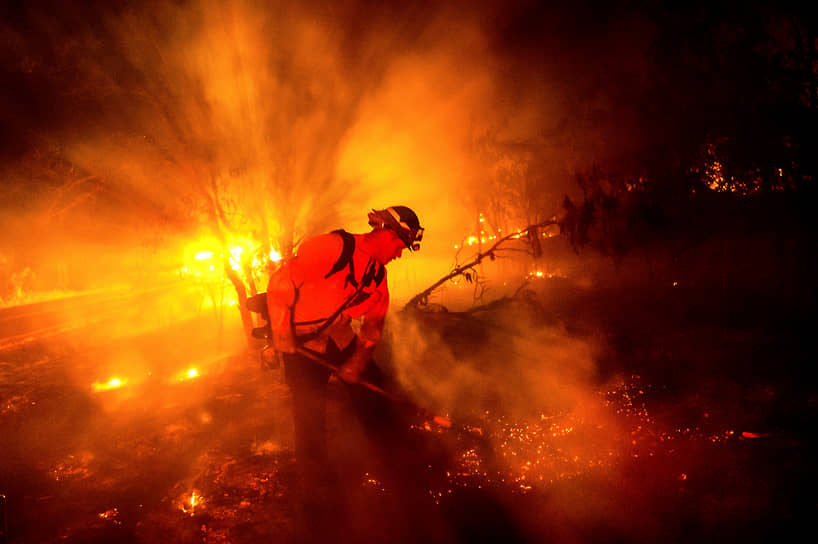 Копперополис, США. Лесной пожар в Калифорнии