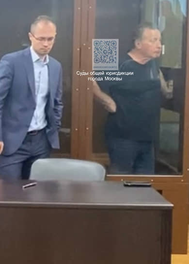 Экс-президент АФК «Система», бывший заместитель гендиректора ПАО «Фосагро» Евгений Новицкий в зале суда