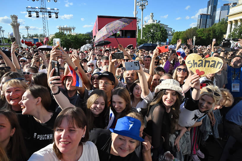 Последняя суббота выставки побила рекорд первого дня ее работы: 200 тыс. посетителей