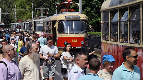 Парад ретро-трамваев в Москве // фоторепортаж