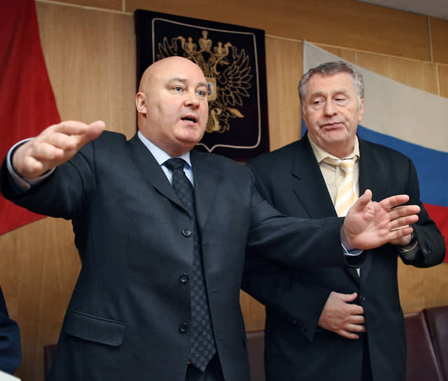 Сергей Абельцев (слева) и Владимир Жириновский (справа) (март 2009 года)