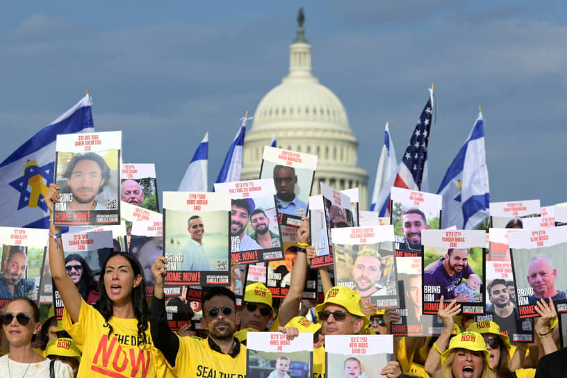 Вашингтон. Демонстрация с призывом освободить заложников «Хамаса», организованная перед выступлением премьер-министра Израиля Биньямина Нетаньяху в Конгрессе США