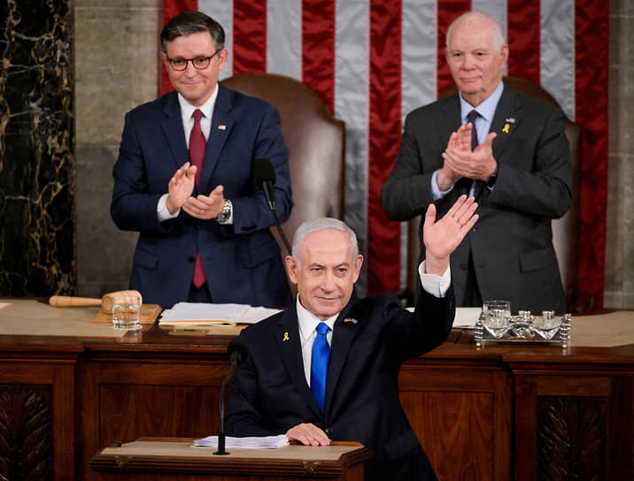 Спикер Палаты представителей Майк Джонсон, сенатор Бен Кардин и премьер-министр Израиля Биньямин Нетаньяху