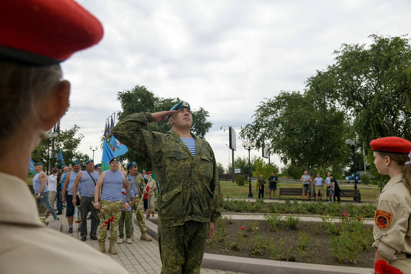 Праздник ВДВ в Донецке