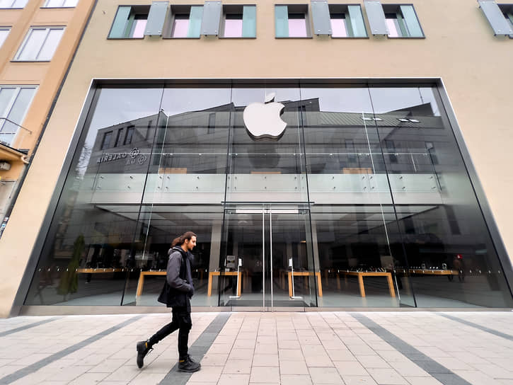 Магазин Apple Store в Мюнхене (Германия)