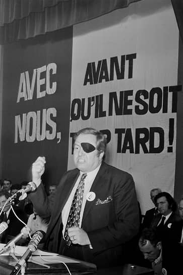 Жан-Мари Ле Пен выступает на съезде «Национального фронта» в Париже, 1972 год